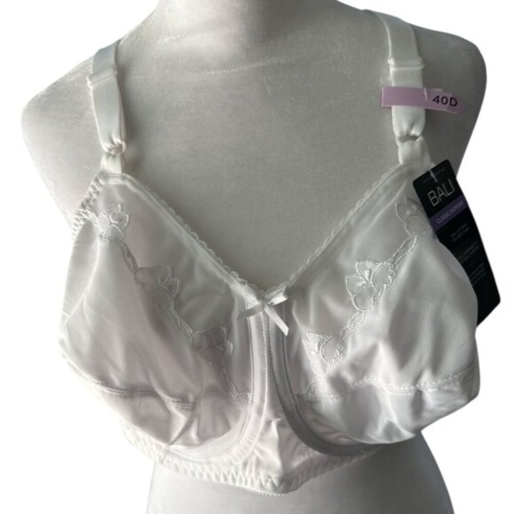 Bali White Bra - NWT - 40D - Classic Support - Back Smoothing  - Floral Detail